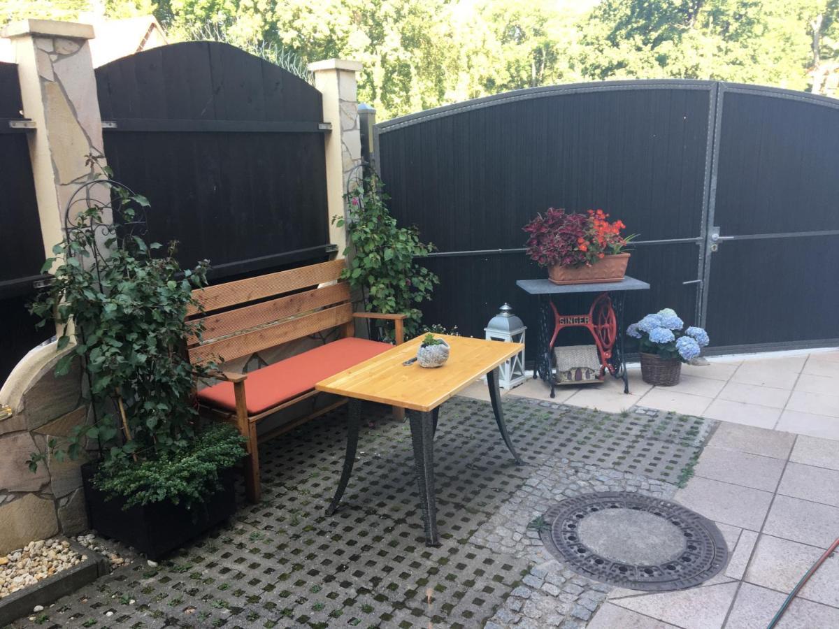 Ferienwohnung Am Goethe Park Fuer 2 Bis 3 Personen Jena Eksteriør bilde